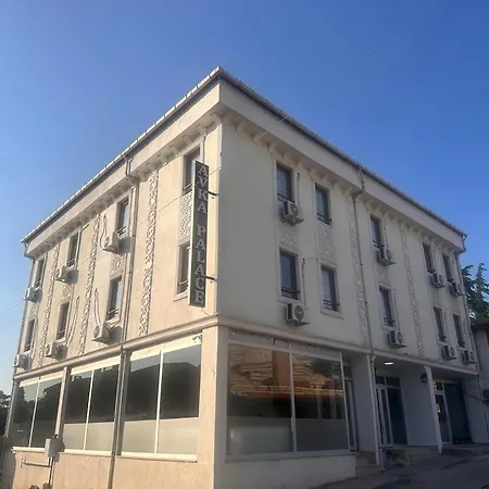 Avka Palace מלון *